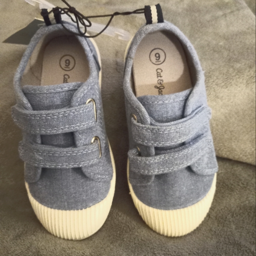 New shoes sz9